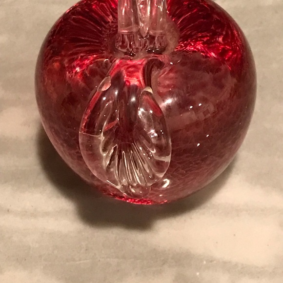 Ruby Red Glass Apple Paper Weight Signed Vintage - Picture 3 of 5